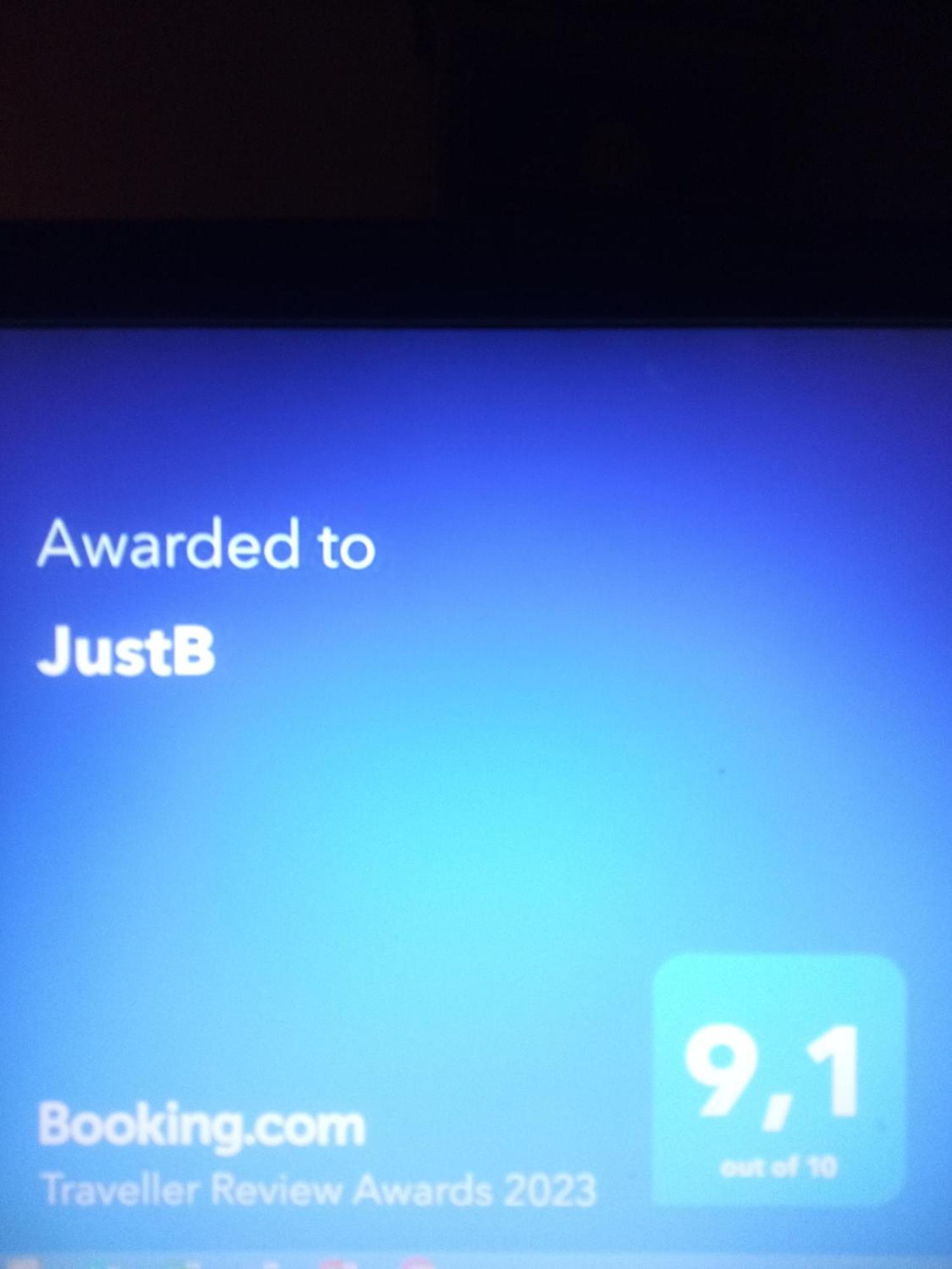 Justb Hotel Римст Екстериор снимка